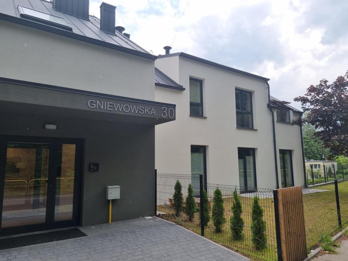 Komfortowy Apartament Przy Lesie Wejherowo Kültér fotó